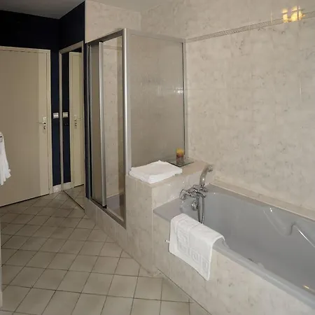 Hotel Logis Le Relais De La Poste