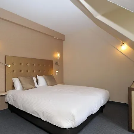 Hotel Logis Le Relais De La Poste
